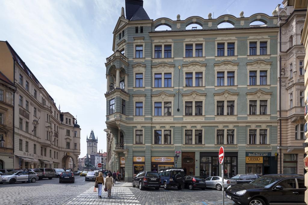 Old Town - Dusni Apartments Прага Экстерьер фото