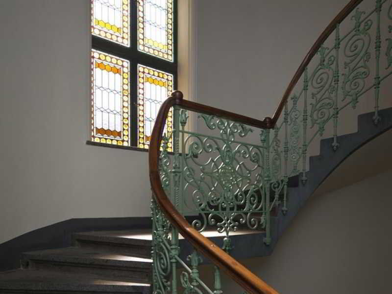 Old Town - Dusni Apartments Прага Экстерьер фото